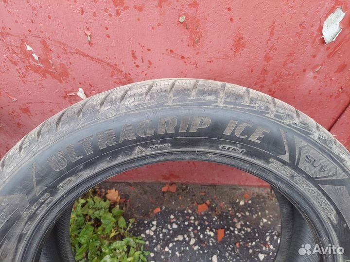 Goodyear UltraGrip Ice Arctic SUV 235/55 R19 105T