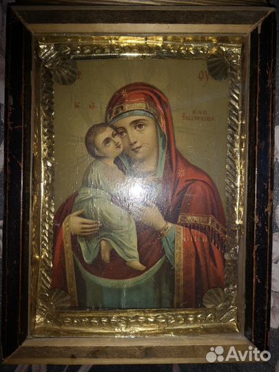 Старинная икона «Богоматерь Владимирская»