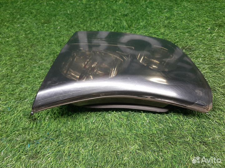 В наличии: Фонарь задний левый Lexus RX300