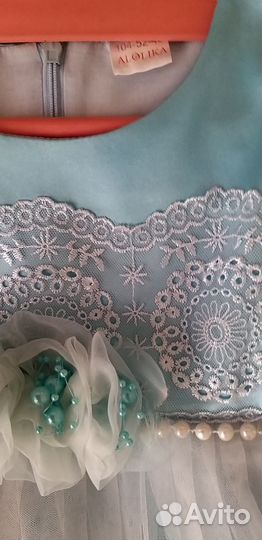 Продаю праздничное платье для девочки