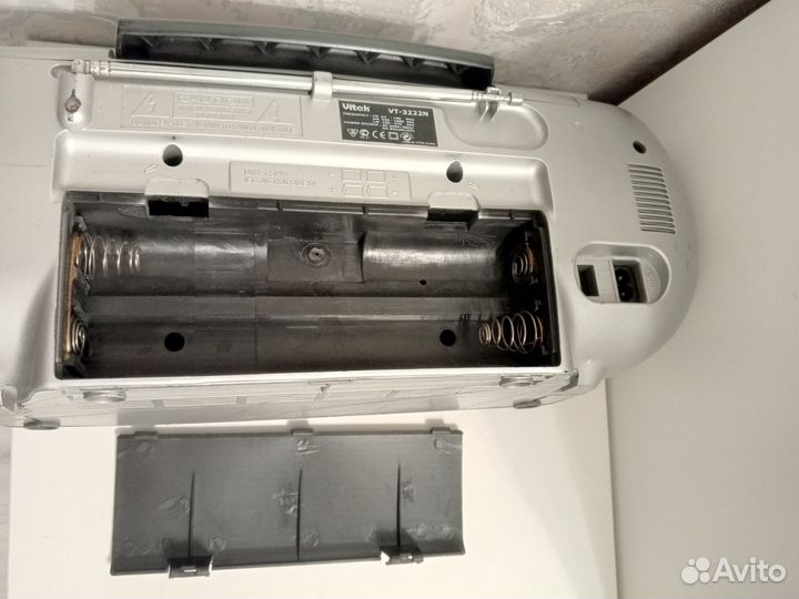 Магнитола Касетная + Радио Vitek VT-3222N