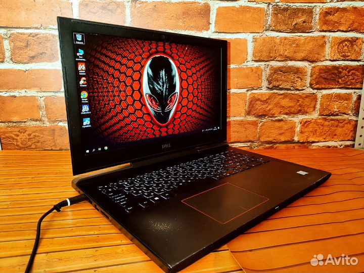 Dell P72F-i7-7 Gen\24 Озу\GeForce GTX 1050 ti\SSD