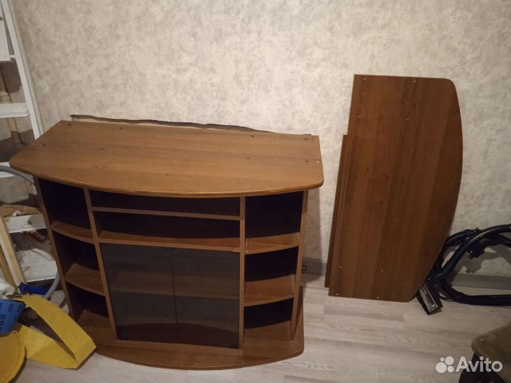 Тумба под телевизор большая