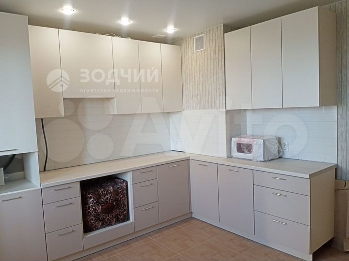 2-к. квартира, 57,3 м², 2/14 эт.