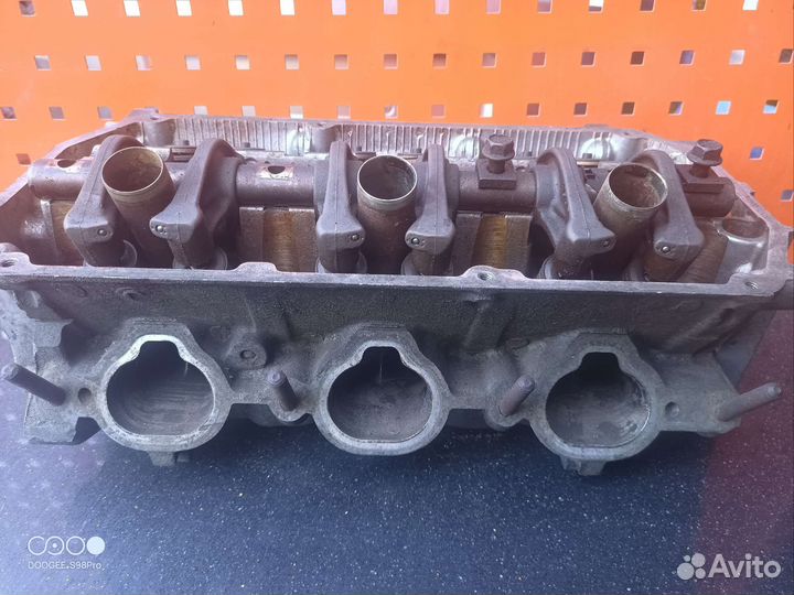 Головка блока цилиндров Mitsubishi 3.0