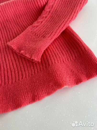 Свитер женский