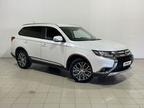 Mitsubishi Outlander 2.0 CVT, 2015, 181 433 км, с пробегом, цена 1 790 000 руб.