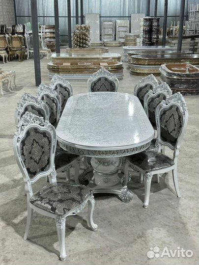 Столы и стулья новые