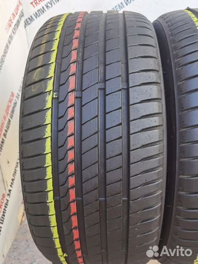 Firestone Roadhawk 295/35 R21 107M