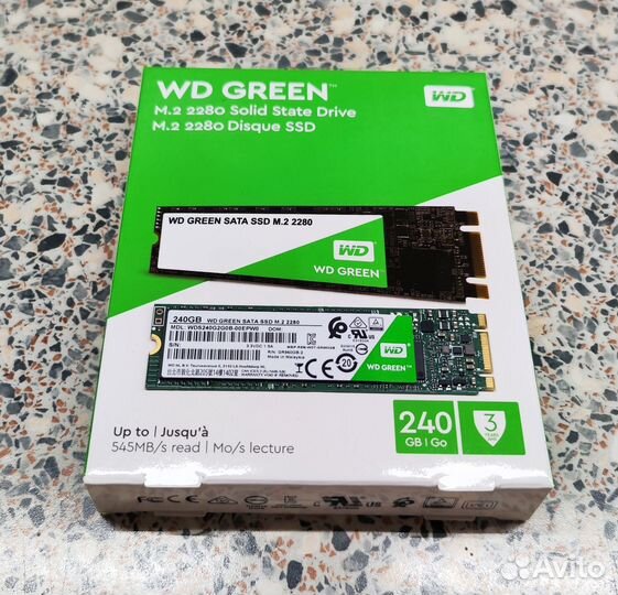 Western Digital Green M.2 240 Гб SATA III TLC V2