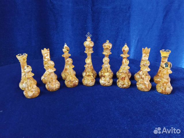 Шахматные фигуры янтарные объявление продам