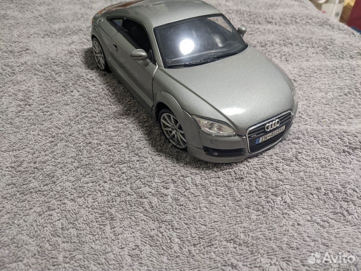 Audi TT 1:18