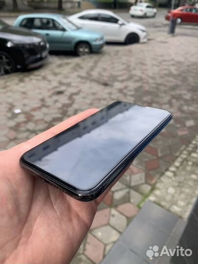 iPhone X, 64 ГБ