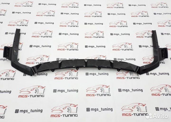 Диффузор заднего бампера BMW X7 G07 Черный