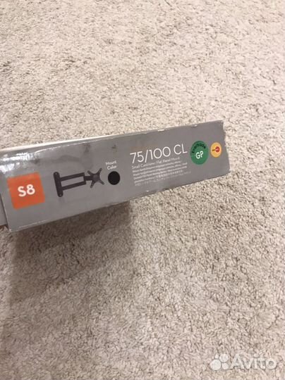 Настенный кронштейн для телевизора