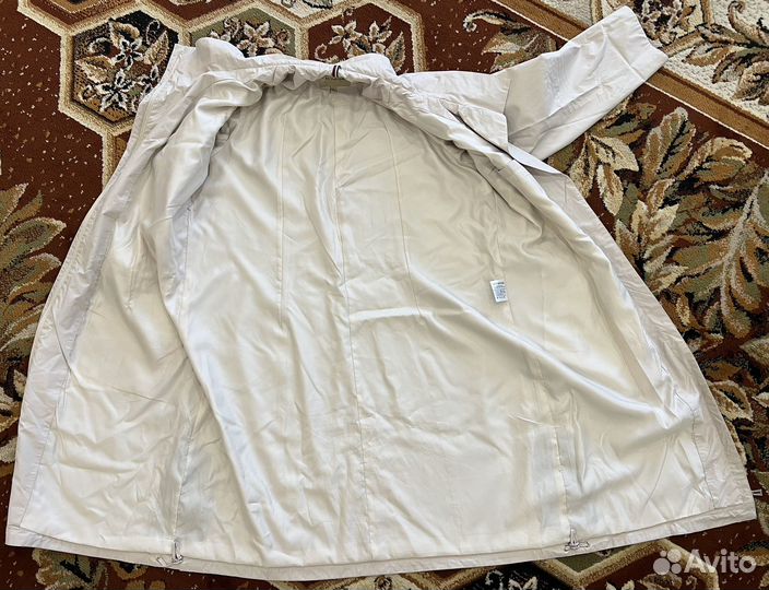 Плащ женский