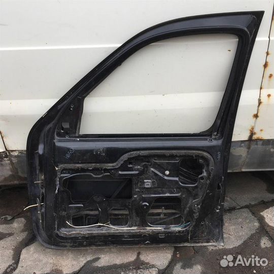 Дверь передняя правая Рено Кенгу Кангу