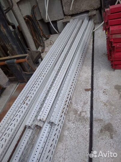 Стелажи промышленые