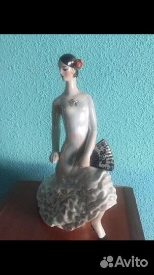 Статуэтка Кармэн