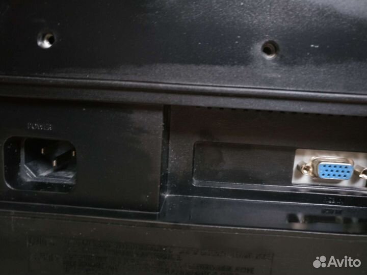 Монитор Samsung 22 дюйма E2220NW