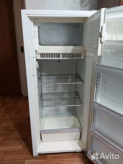 Холодильник ЗИЛ-64
