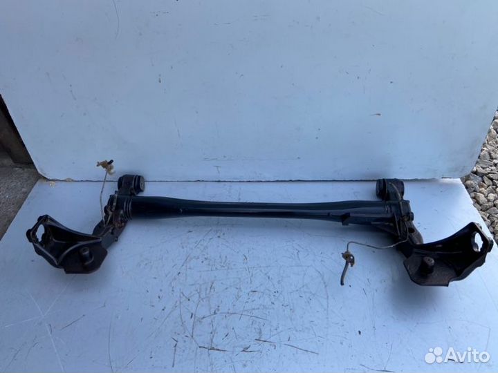 Балка задняя Opel Meriva B A14XER 2012