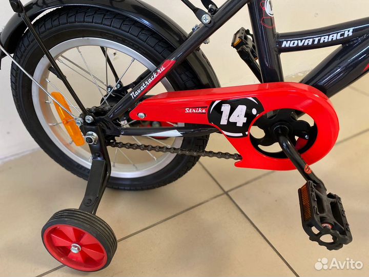 Велосипед детский четырехкол.,3-5 лет с багажником