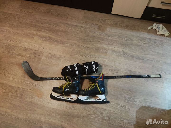 Коньки хоккейные bauer