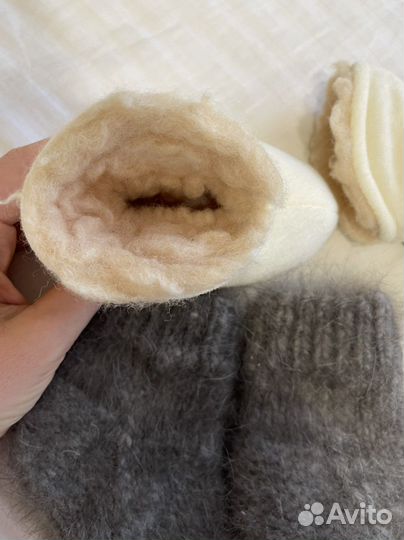 Пинетки новые и пуховые носочки