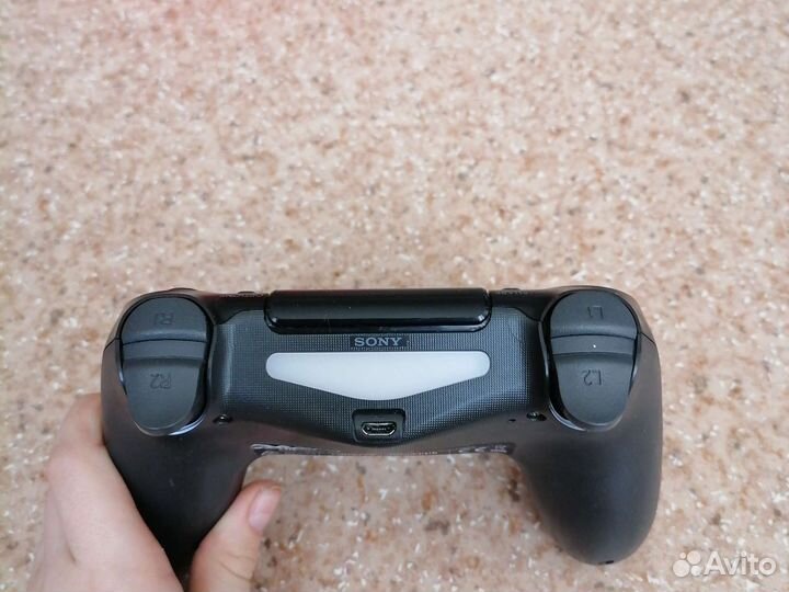Геймпад ps4
