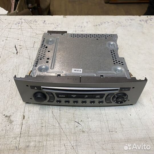 Магнитола Peugeot 408