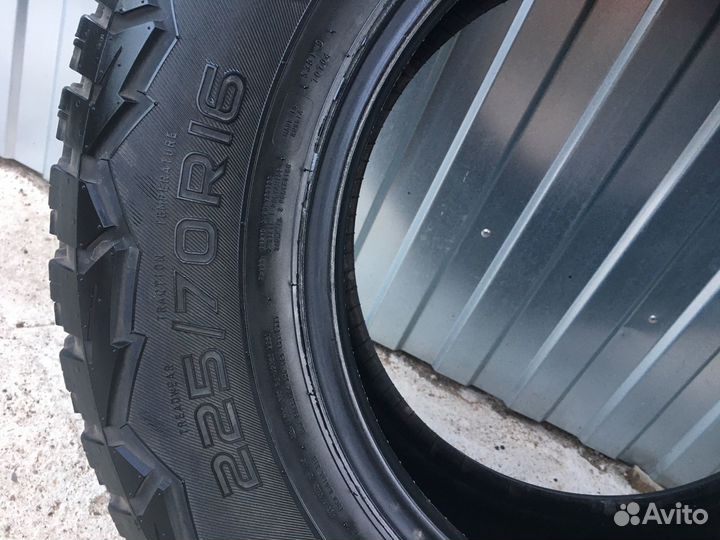 Nokian Tyres Outpost AT 225/70 R16 107T