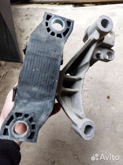 Подушка двигателя Ларгус