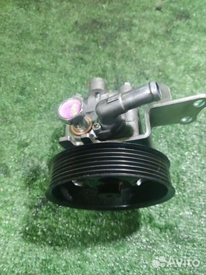 Насос гидроусилителя руля Nissan Teana J32 2.5