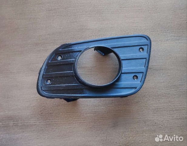 Накладка противотуманной фары Mercedes Sprinter