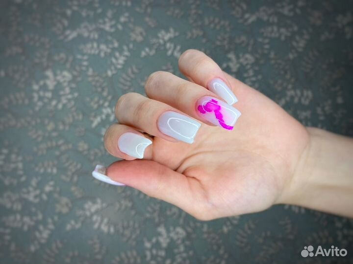 Наращивание ногтей