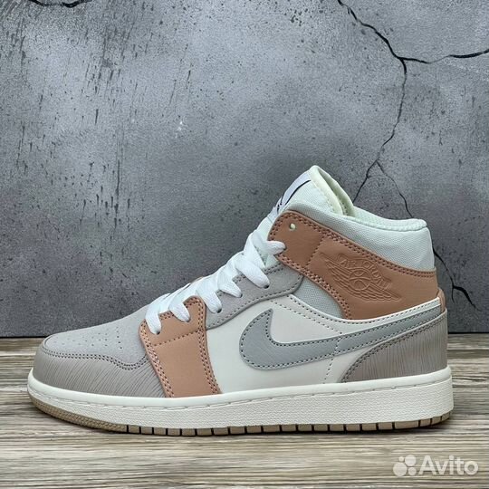 Кроссовки Nike Air Jordan 1 Mid Размеры 36-40