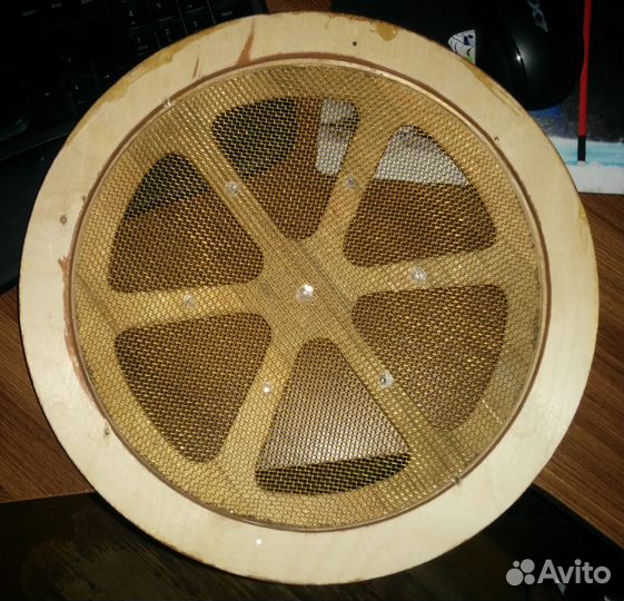Гриль (защита диффузора сабвуфера) для саба 10