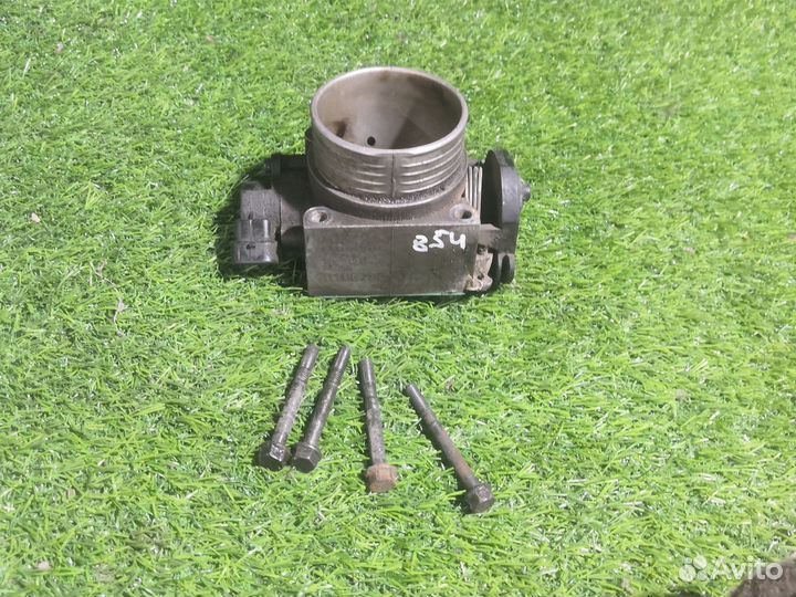 Дроссельная заслонка Volvo s40 1 1,6