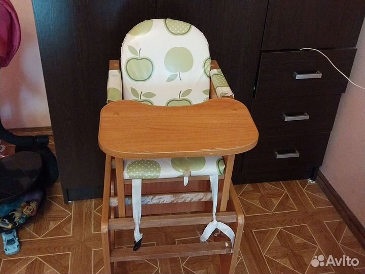 Детский столик и стульчик