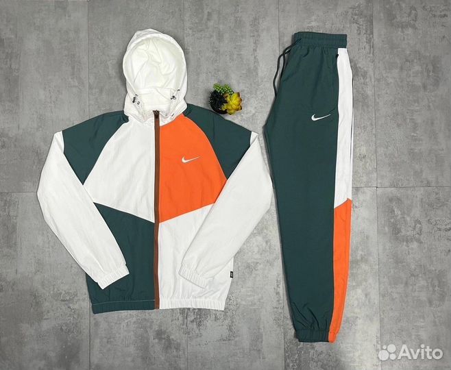 Спортивный костюм мужской Nike