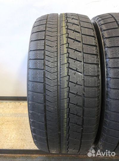 Bridgestone Blizzak VRX 215/50 R17 100Z