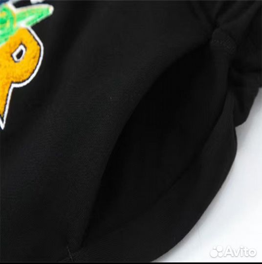 Шорты Trapstarr