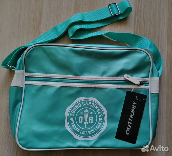 Стильная новая сумка для ноутбука Outhorn 38х29х12