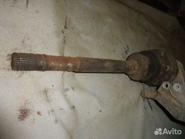 Полуось передняя R Mercedes Vito (Viano) W638