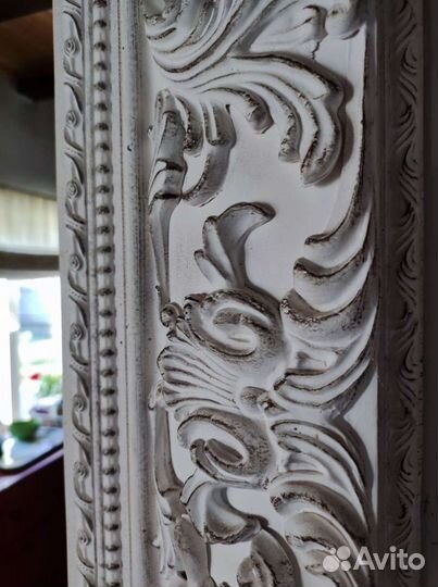 Большое зеркало в деревянной раме прованс