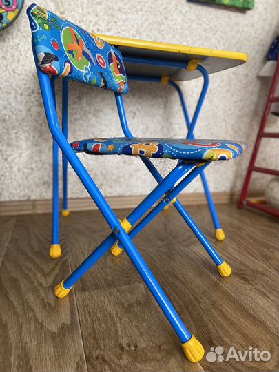 Детский стол и стул