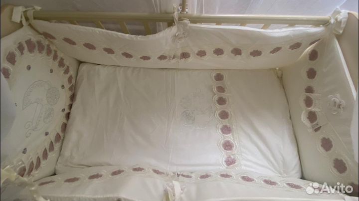 Детская кроватка