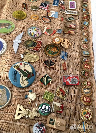 Коллекция значков