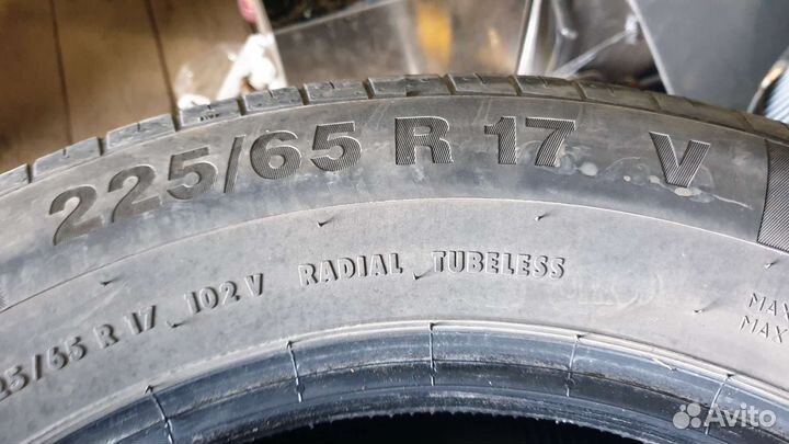 Continental ContiPremiumContact 5 SUV 225/65 R17 102V